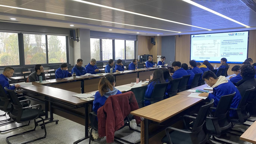 产学研一体化结硕果！黄金甲体育智能2020级研究生开题答辩会议顺利召开