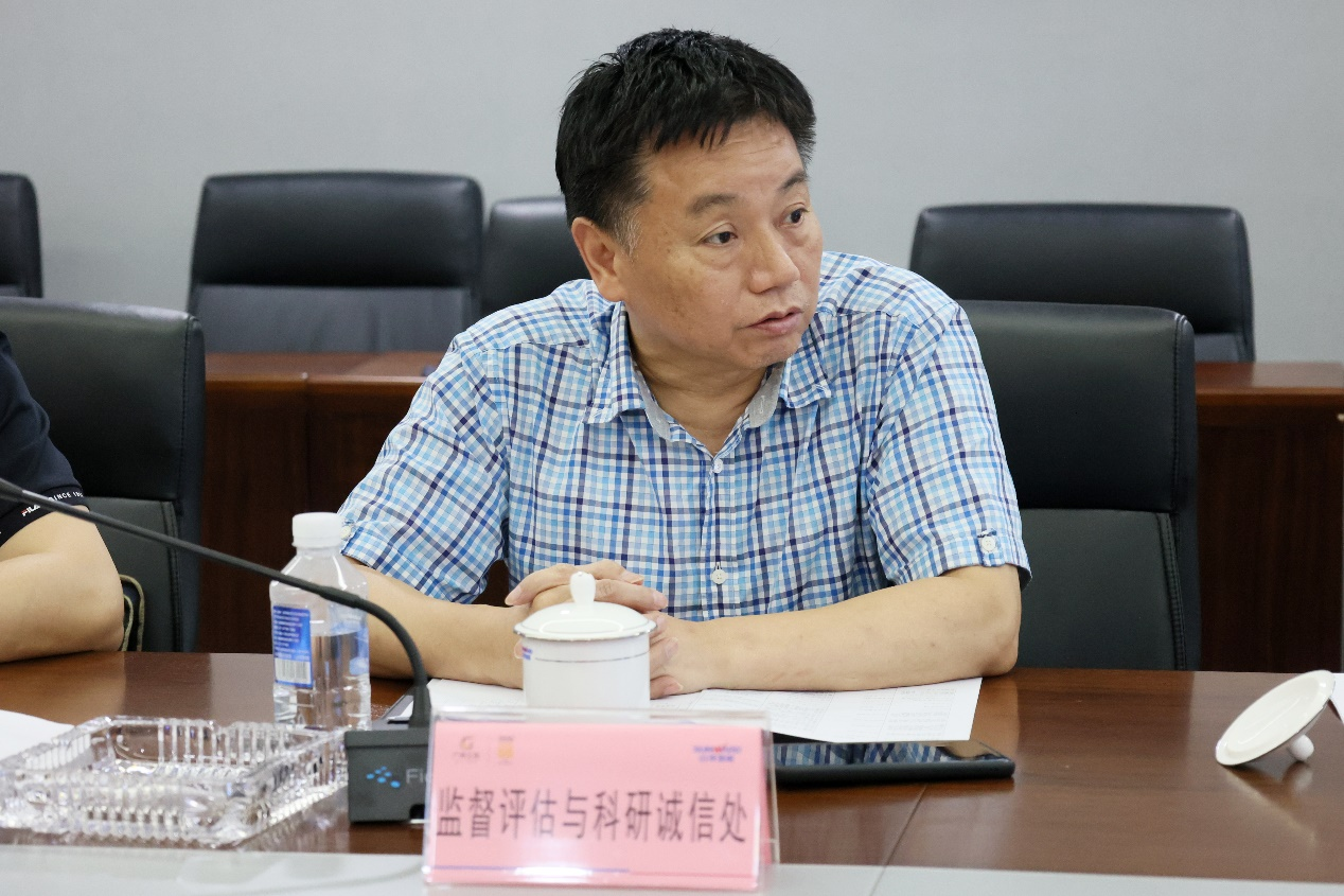 黄金甲体育智能“超大型油气管道绿色成套施工装备”项目顺利通过验收！