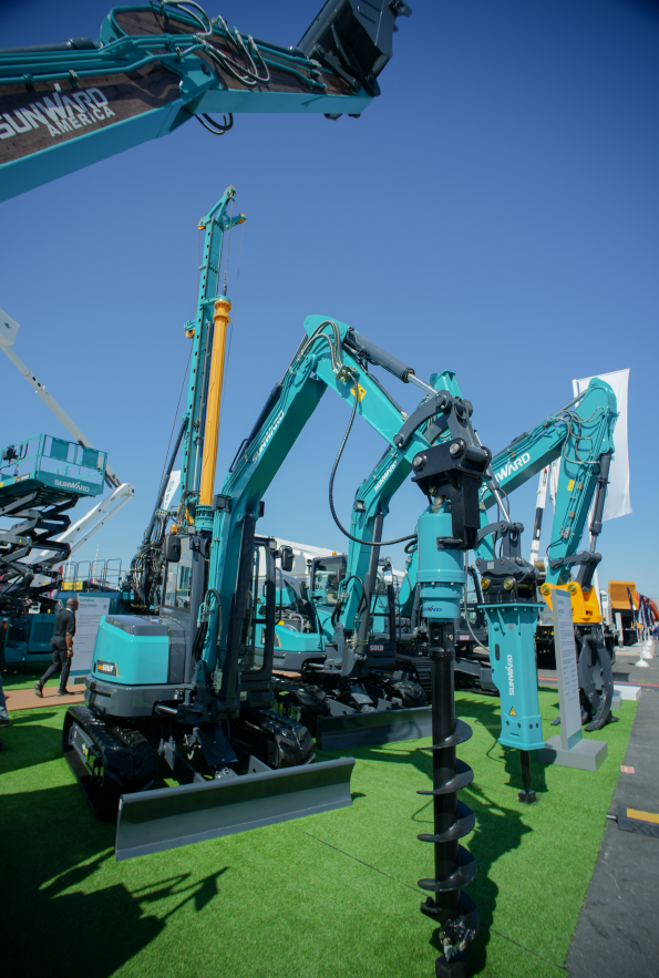 拉展直播 | 推动“中国制造”走向世界！黄金甲体育智能2023美国拉展圆满收官