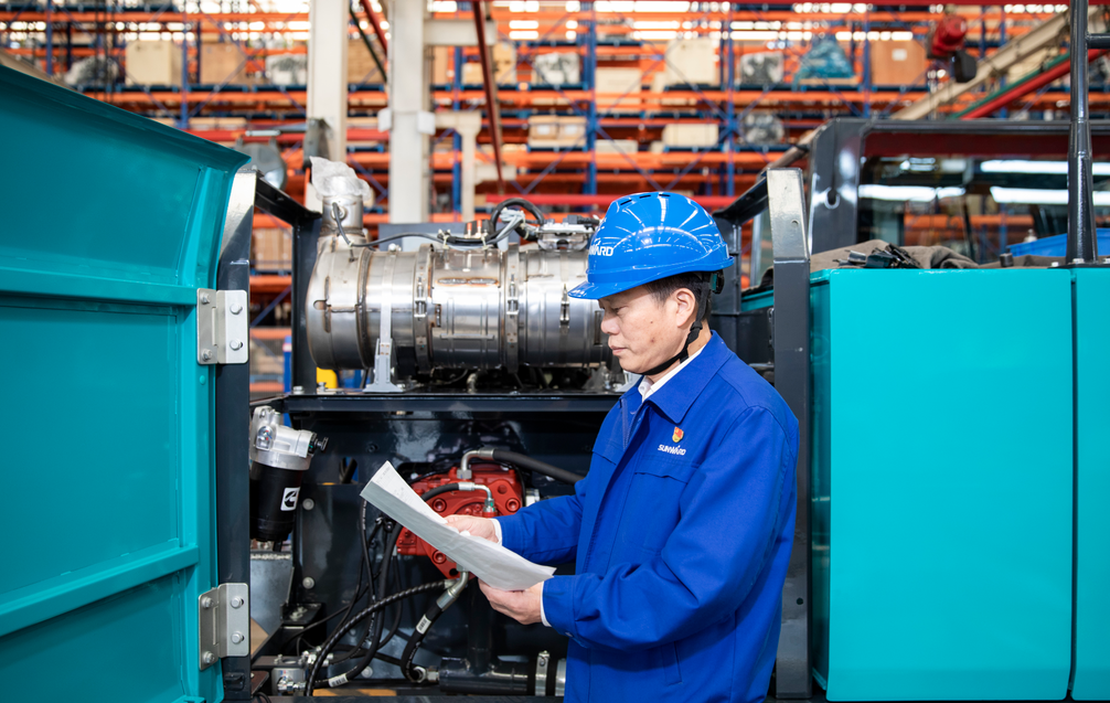 黄金甲体育智能朱建新荣获“首届湖南省先进制造业科技创新大赛领军人物奖”