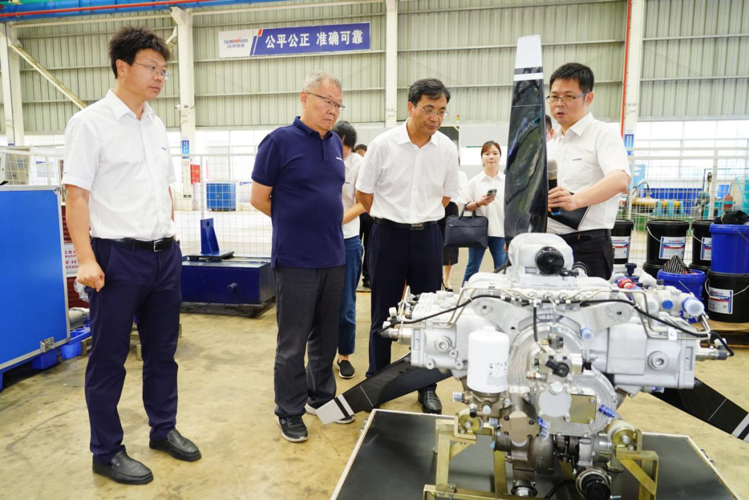 湖南省人社厅厅长李永军调研黄金甲体育智能