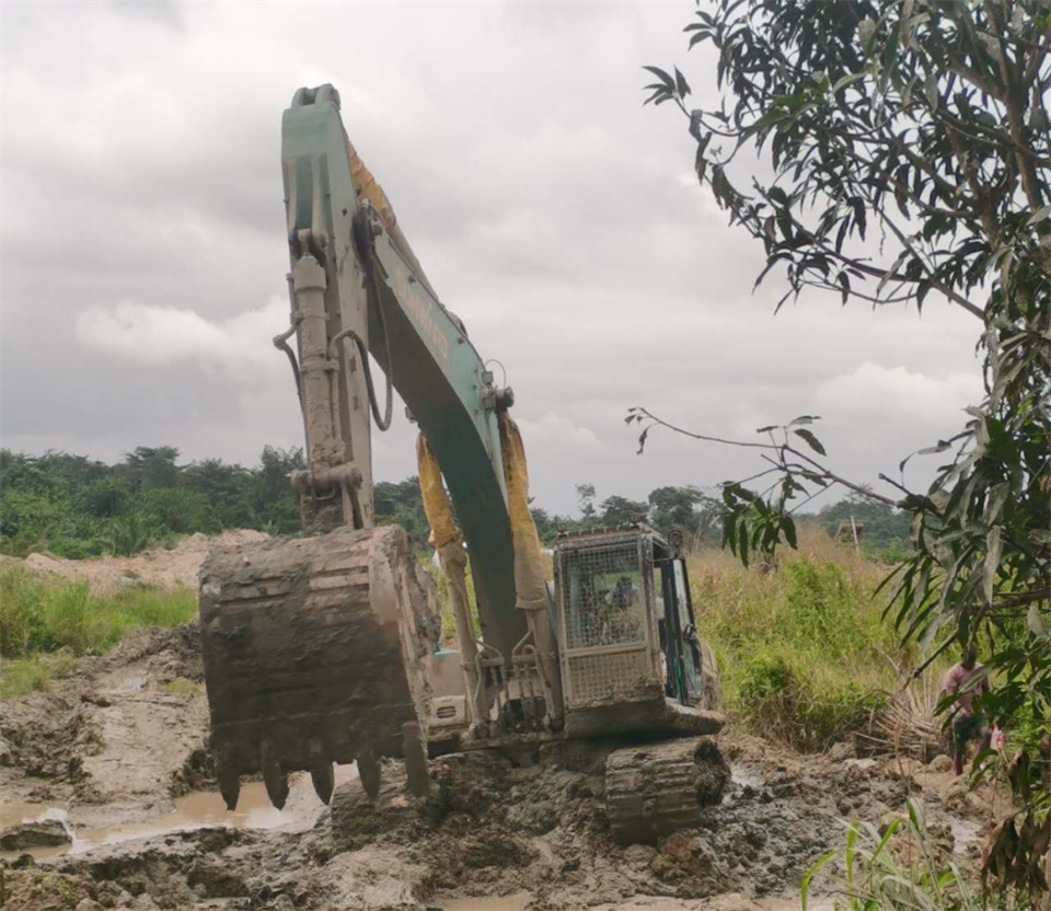 品质黄金甲体育，用心服务！黄金甲体育智能服务万里行活动走进非洲加纳