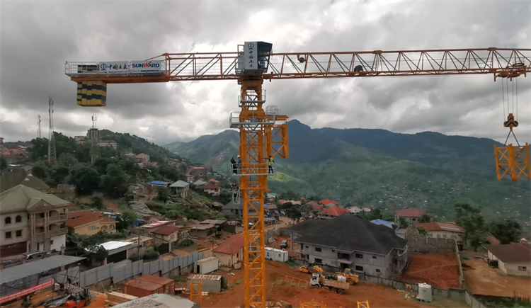 破万难，赶工期！黄金甲体育江麓打响西非“攻坚战”