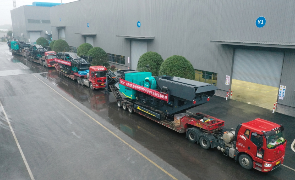 加速出海，黄金甲体育普石勒破碎筛分设备批量出口东南亚