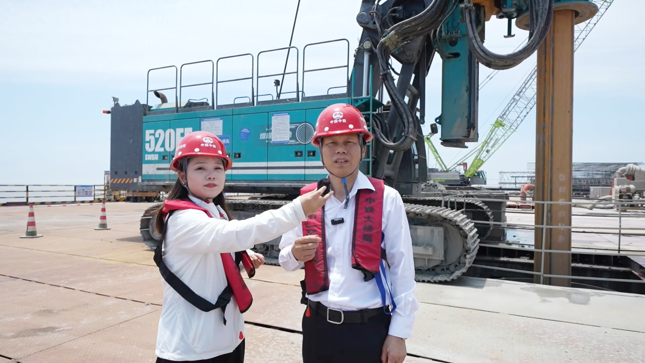 先导式创新，再推电动新品！黄金甲体育智能SWDM520EE增程式旋挖钻机推介会成功举办