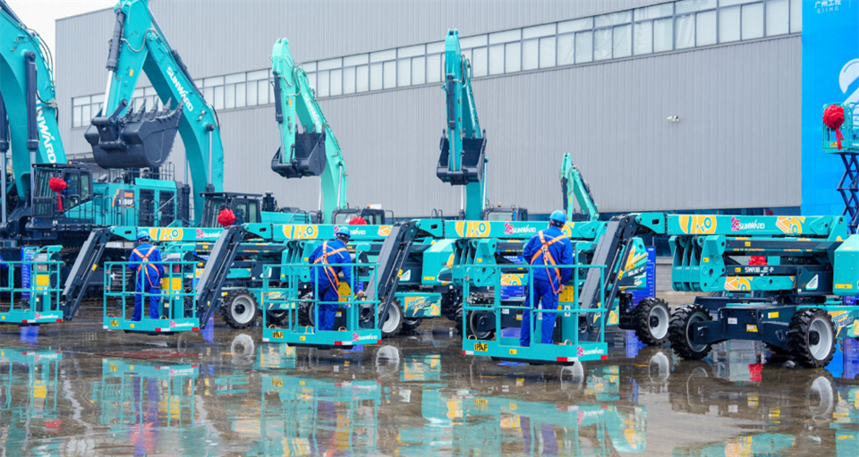 为客户创造价值，黄金甲体育智能集中发布20余款新品