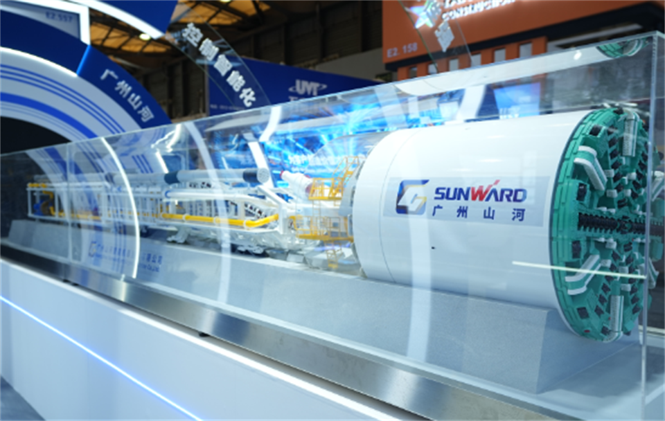 智造空间，价值共生！广州黄金甲体育精彩亮相2024上海宝马展