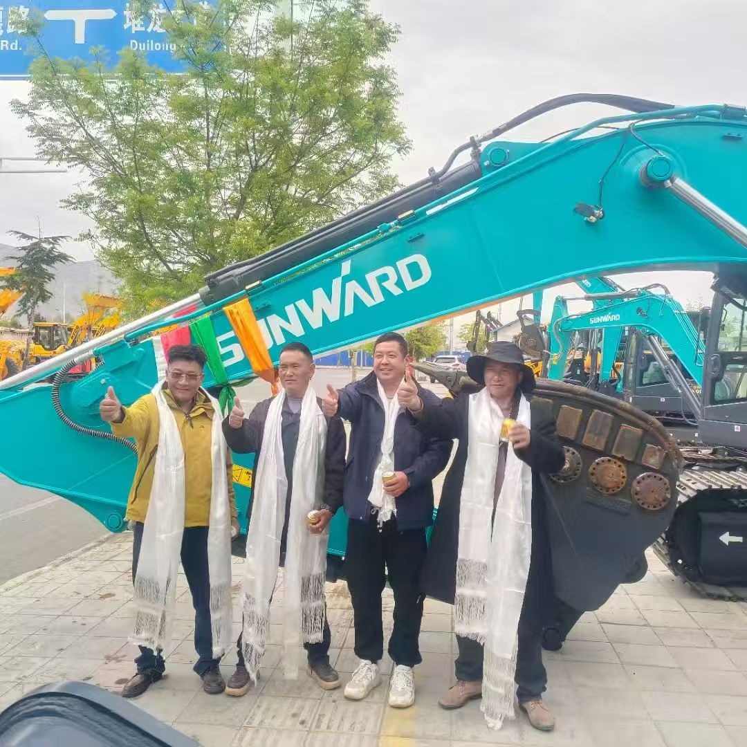 在离天最近的地方，有一群黄金甲体育“铁军”